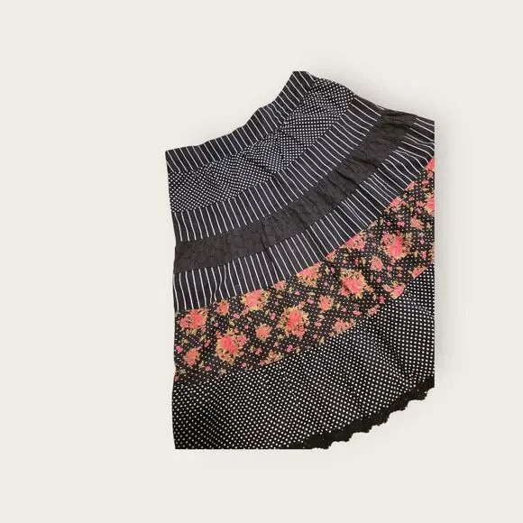 Vintage Y2k Candie's black polka-dot pinstriped floral print boho midi skirt - Picture 3 of 4